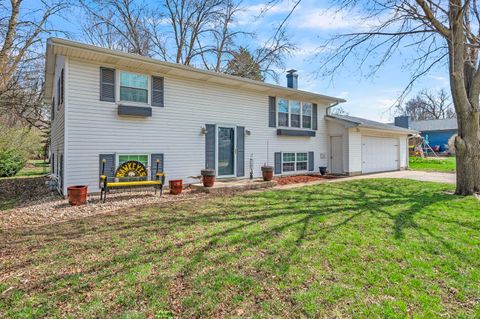 Photo of 1014 9th Avenue W, Spencer, IA 51301 (MLS # 260291)