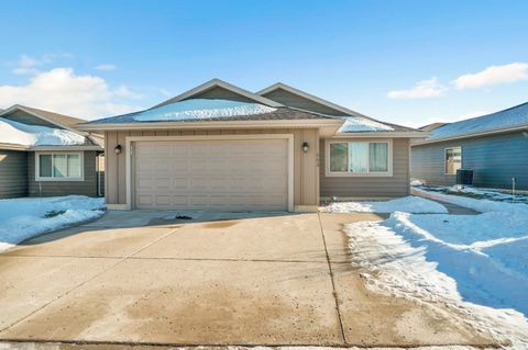 Photo of 290 240th Avenue #253, Arnolds Park, IA 51331 (MLS # 251567)