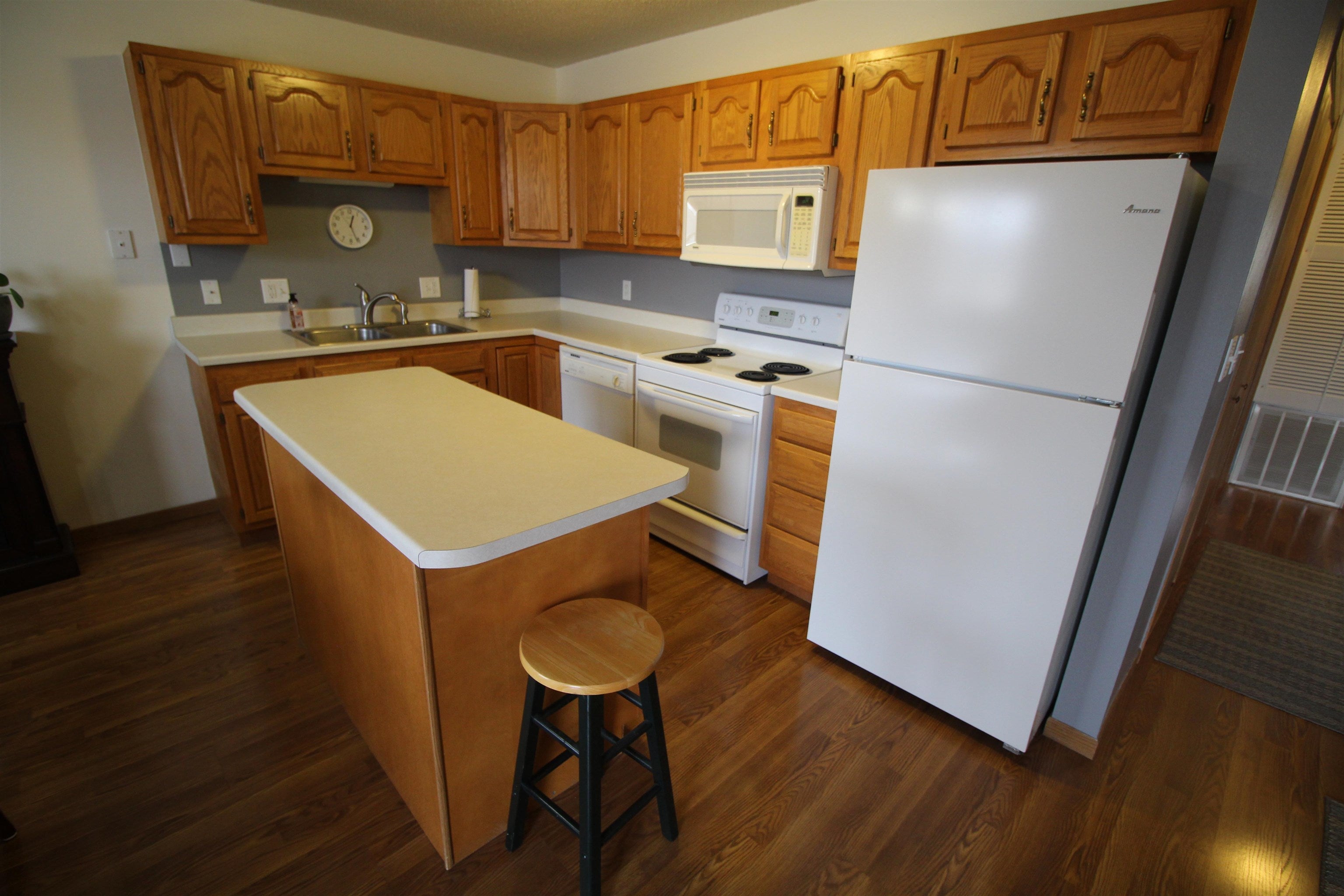 1652 Exchange Street #5 Street - Photo 3