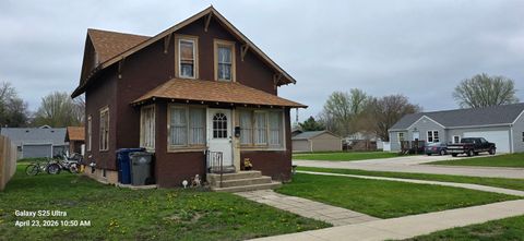Photo of 425 E 12th Streets, Spencer, IA 51301 (MLS # 260365)