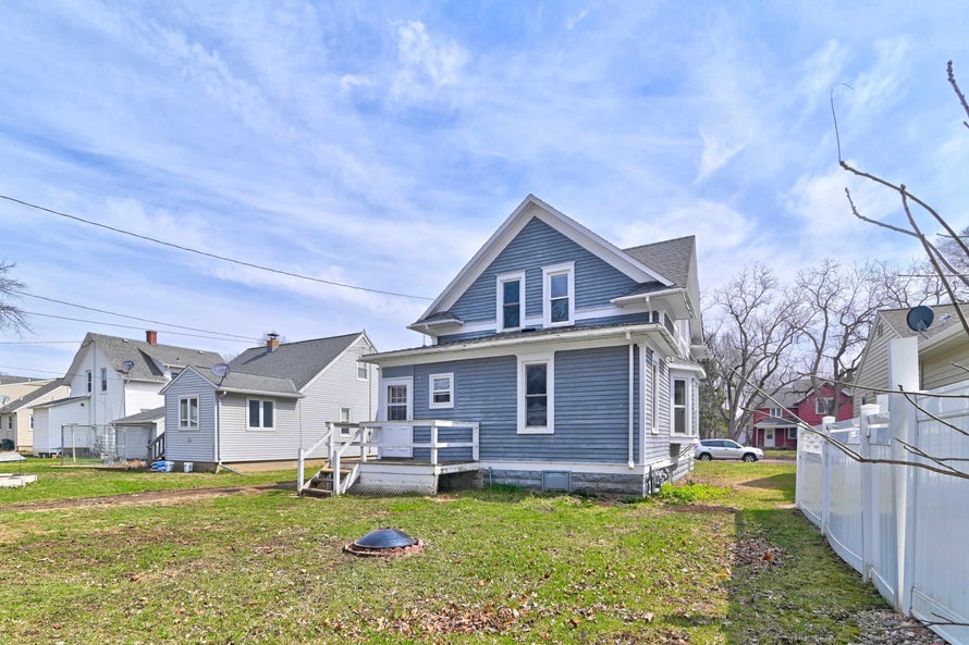 119 N Sverdrup Ave, Jackson, MN 56143 for sale - Stessa
