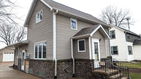 Photo of 1615 1st Ave. W. Ave, Spencer, IA 51301 (MLS # 260250)