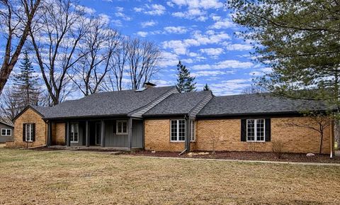 Photo of 1605 Country Club Drive, Spencer, IA 51301 (MLS # 260225)