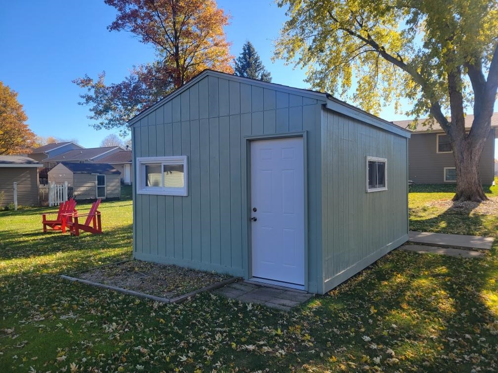 304 9th Street SW - Photo 4