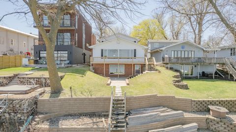 Photo of 164 Park Place, Arnolds Park, IA 51331 (MLS # 260351)