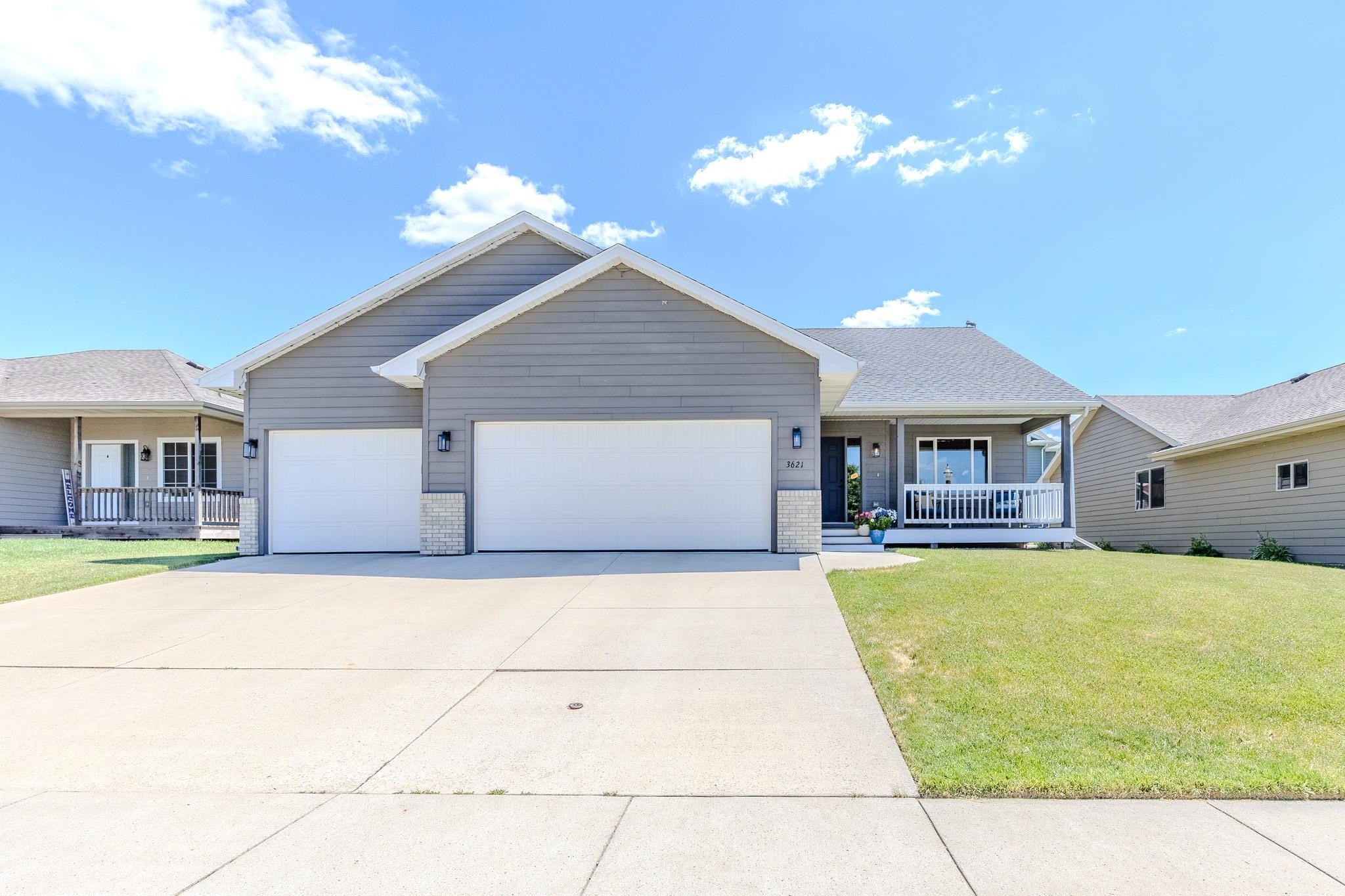 Photo 1 of 48 — 3621 Keokuk Ave, Spirit Lake, IA 51360