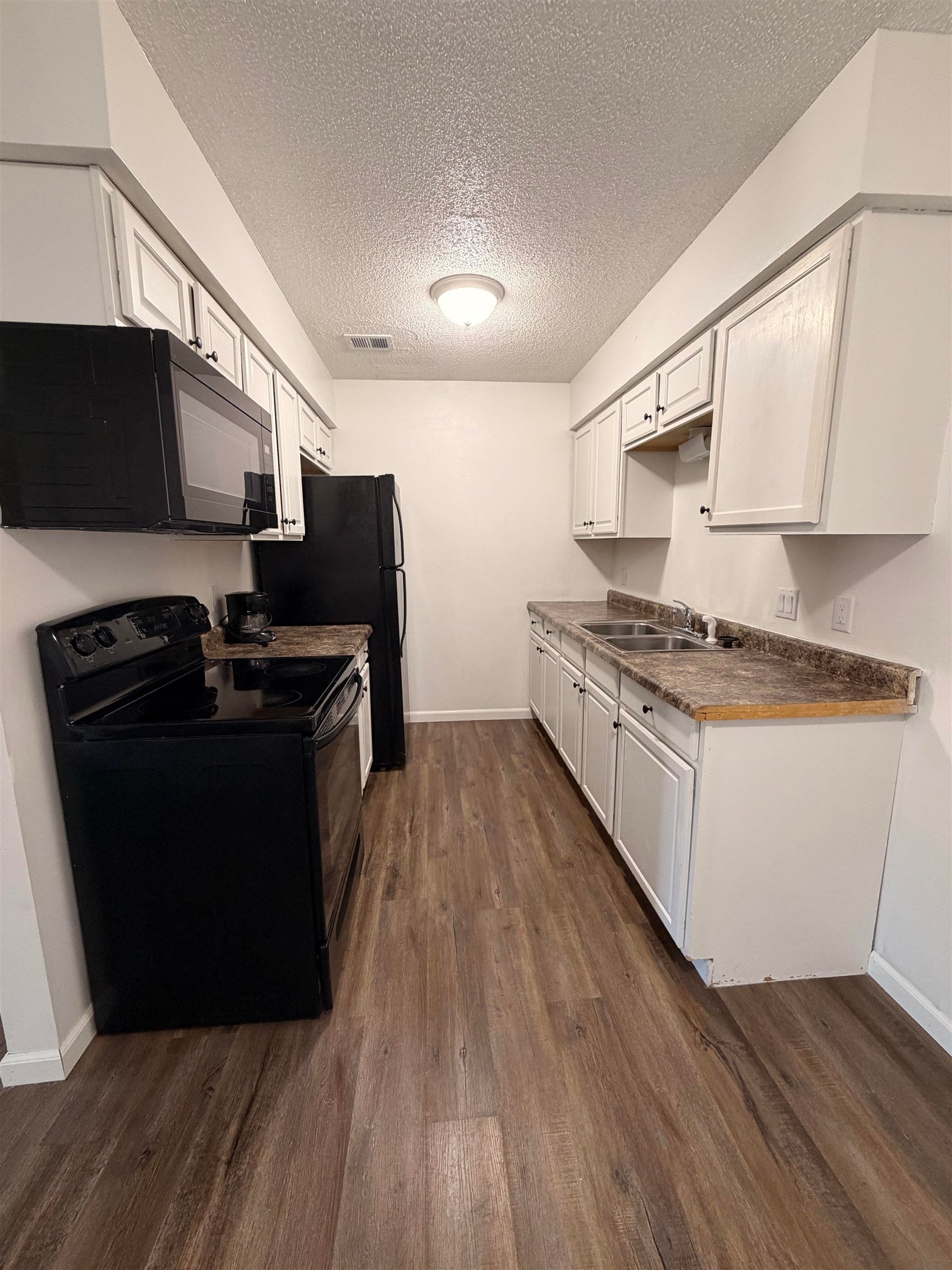 3 27th Street 107 - Photo 4