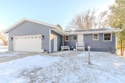 Photo of 25913 162nd Street, Spirit Lake, IA 51360 (MLS # 251650)