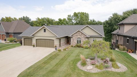 Photo of 932 Emerald Pines Dr. Dr, Arnolds Park, IA 51331 (MLS # 251223)