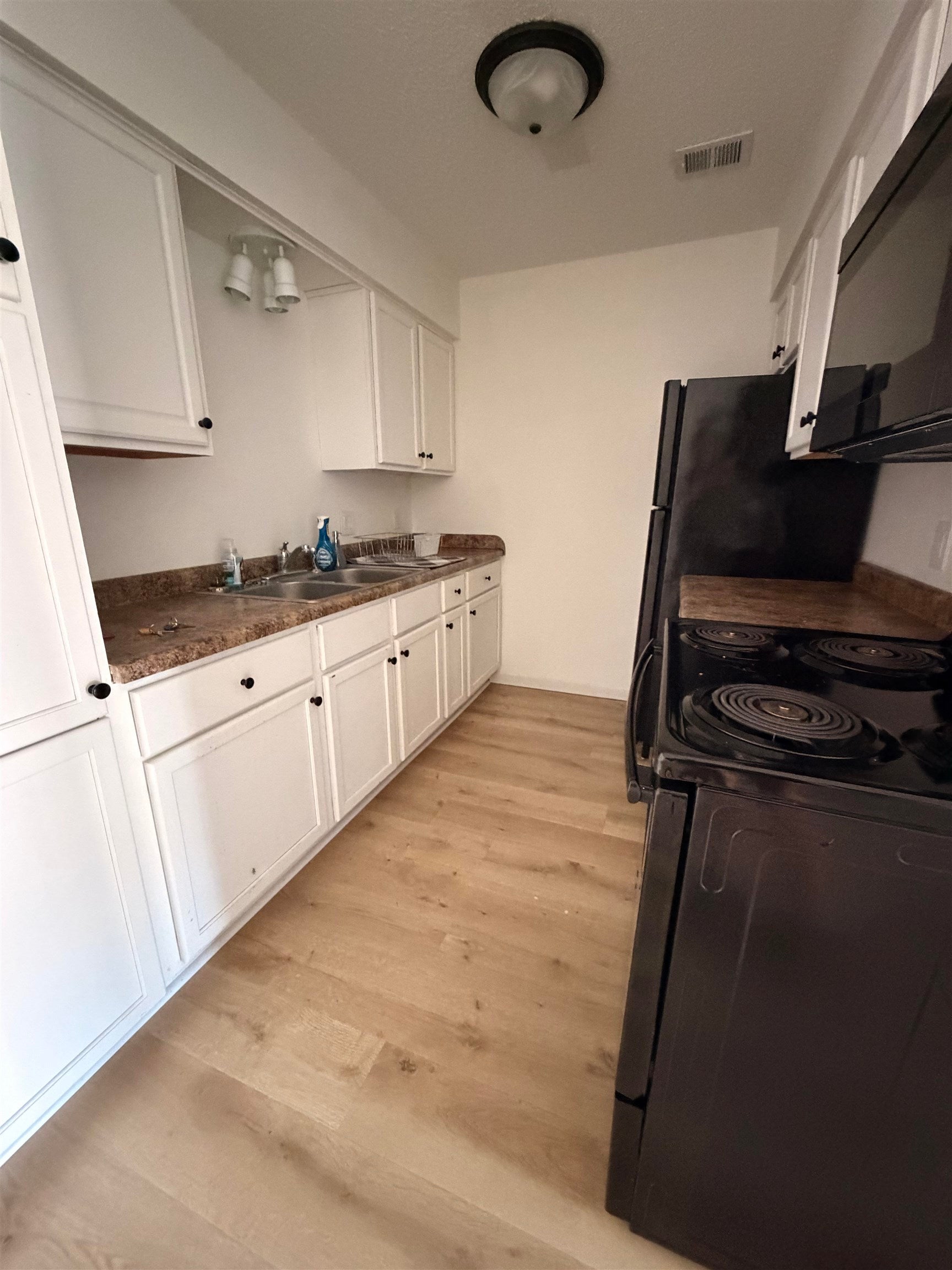 3 27th Street 109 - Photo 3