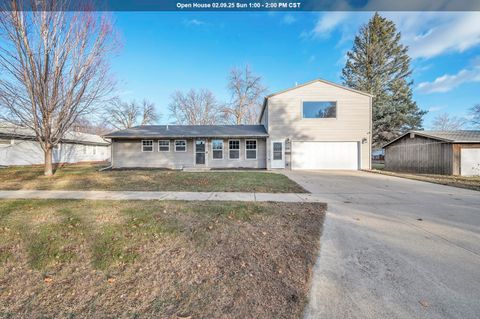 916 9th Avenue E, Spencer, IA 51301 - MLS#: 241437
