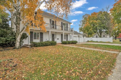 Photo of 705 12th Ave N Ave, Estherville, IA 51334 (MLS # 260217)