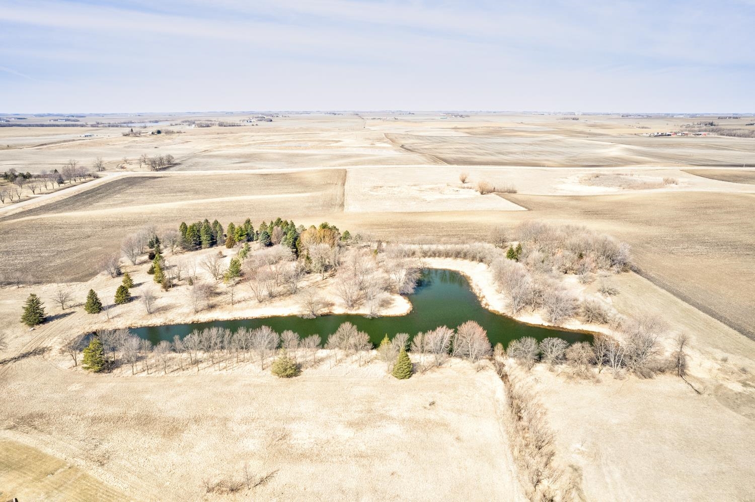 Photo 1 of 29 — 1634 365th Avenue, Estherville, IA 51334