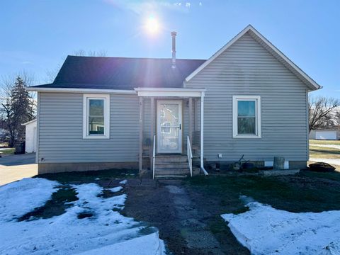 Photo of 118 W 14Th Street, Spencer, IA 51301 (MLS # 251604)