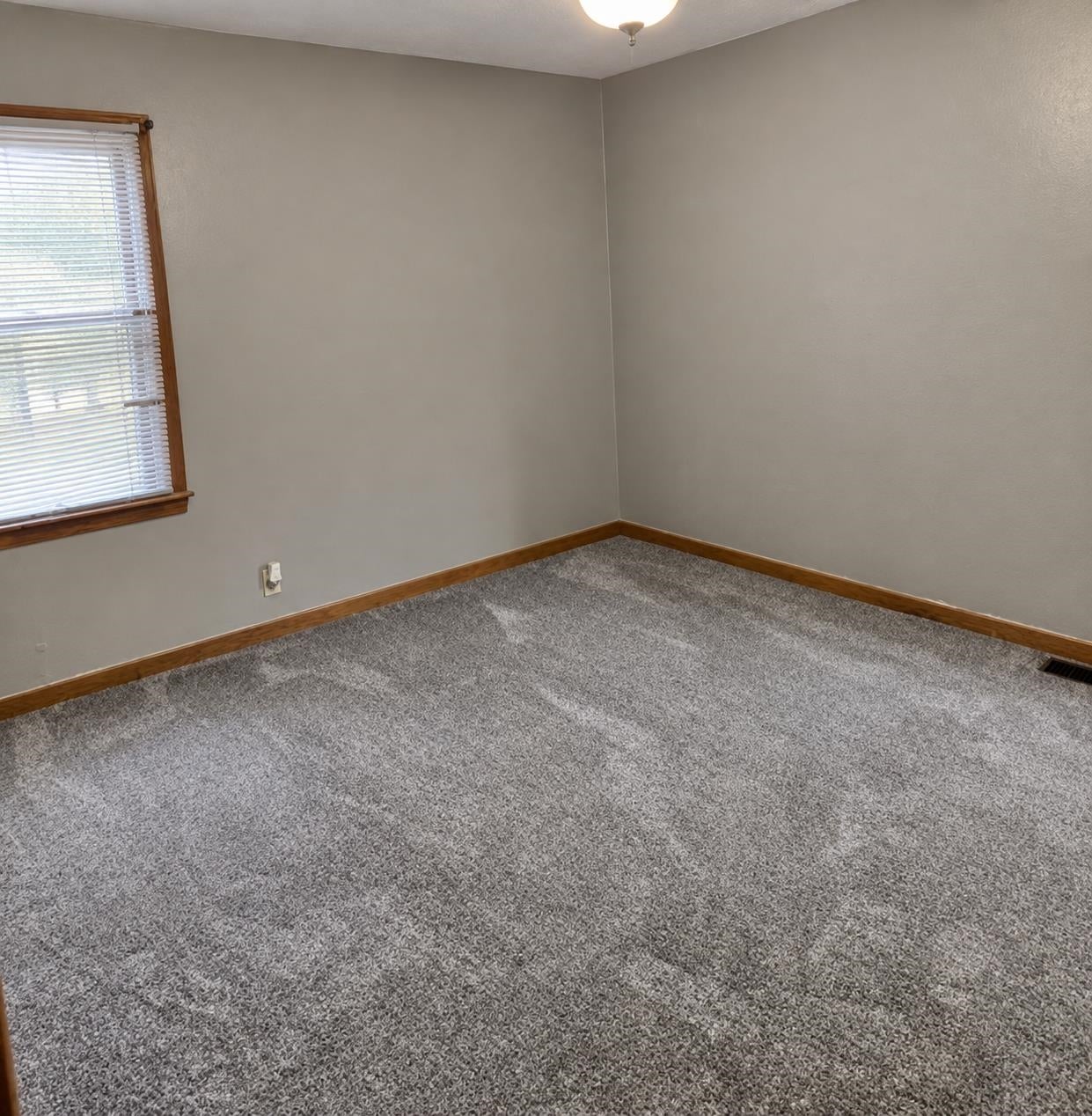 1517 Central Avenue Apt 1 - Photo 3