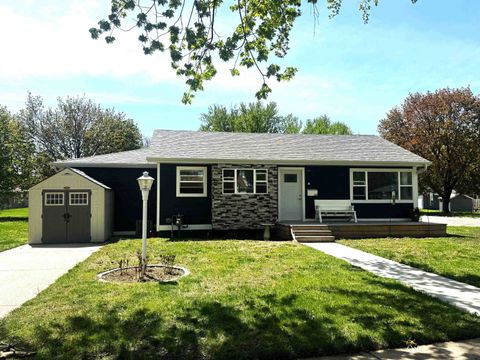 Photo of 520 W 11th Street, Spencer, IA 51301 (MLS # 260407)