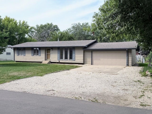 219 Daphne