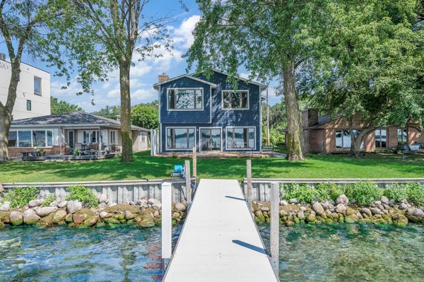 2209 LAKESHORE DR, MILFORD, IA 51351 - Image e8053fb2a3c9f2c2f7800d91a0fa82a0/2750654306