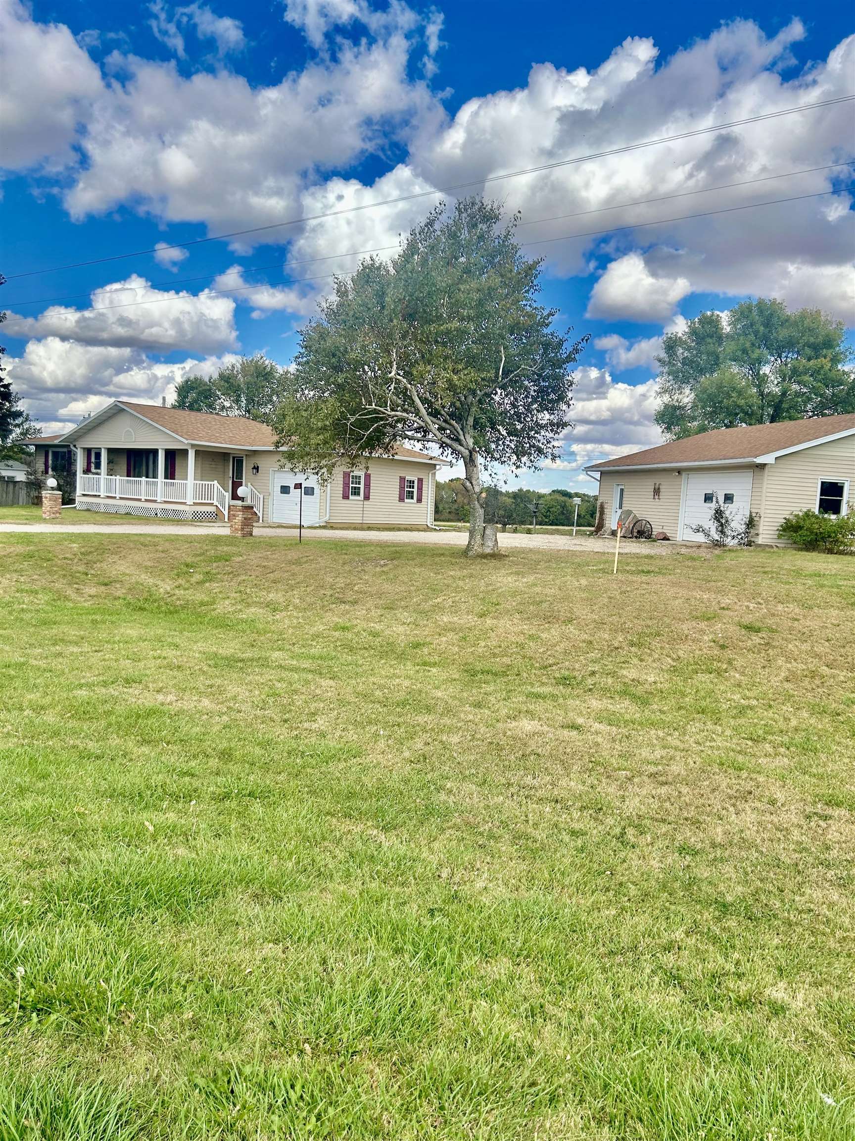 Photo 1 of 24 — 3606 Hwy 9, Estherville, IA 51334