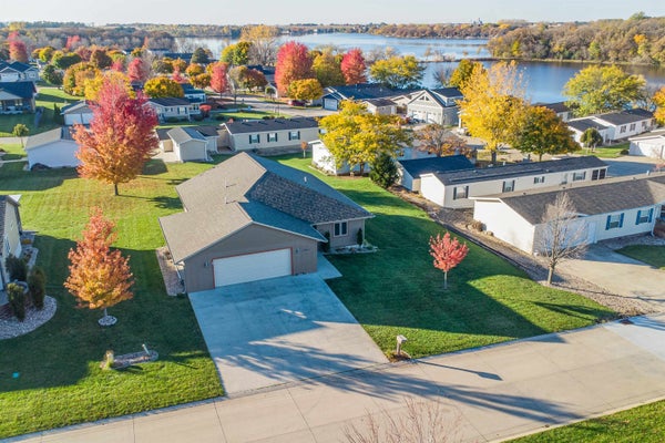 605 BLUE HERON RD, ARNOLDS PARK, IA 51331 - Image ee812b4a9c1902bf9e038f88ef4ff40b/3543023358