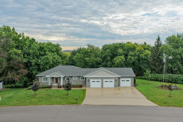 1410 SAINT LUKE DR, SPENCER, IA 51301 - Image efd3d977299f8b2e7014eb1c008e89b2/278810070