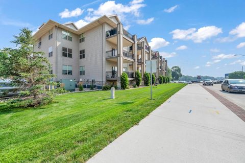 Photo of 213 Hwy 71 S #A202, Arnolds Park, IA 51331 (MLS # 260370)