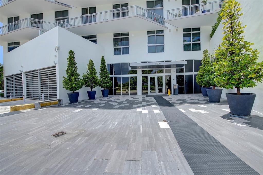 The Meridian Condo - Residential