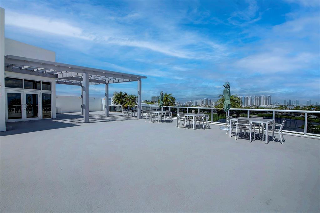 The Meridian Condo - Residential