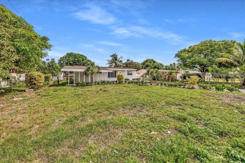 Tiny photo for 6311 SW 2ND Street, Margate, FL 33068 (MLS # B26063620)