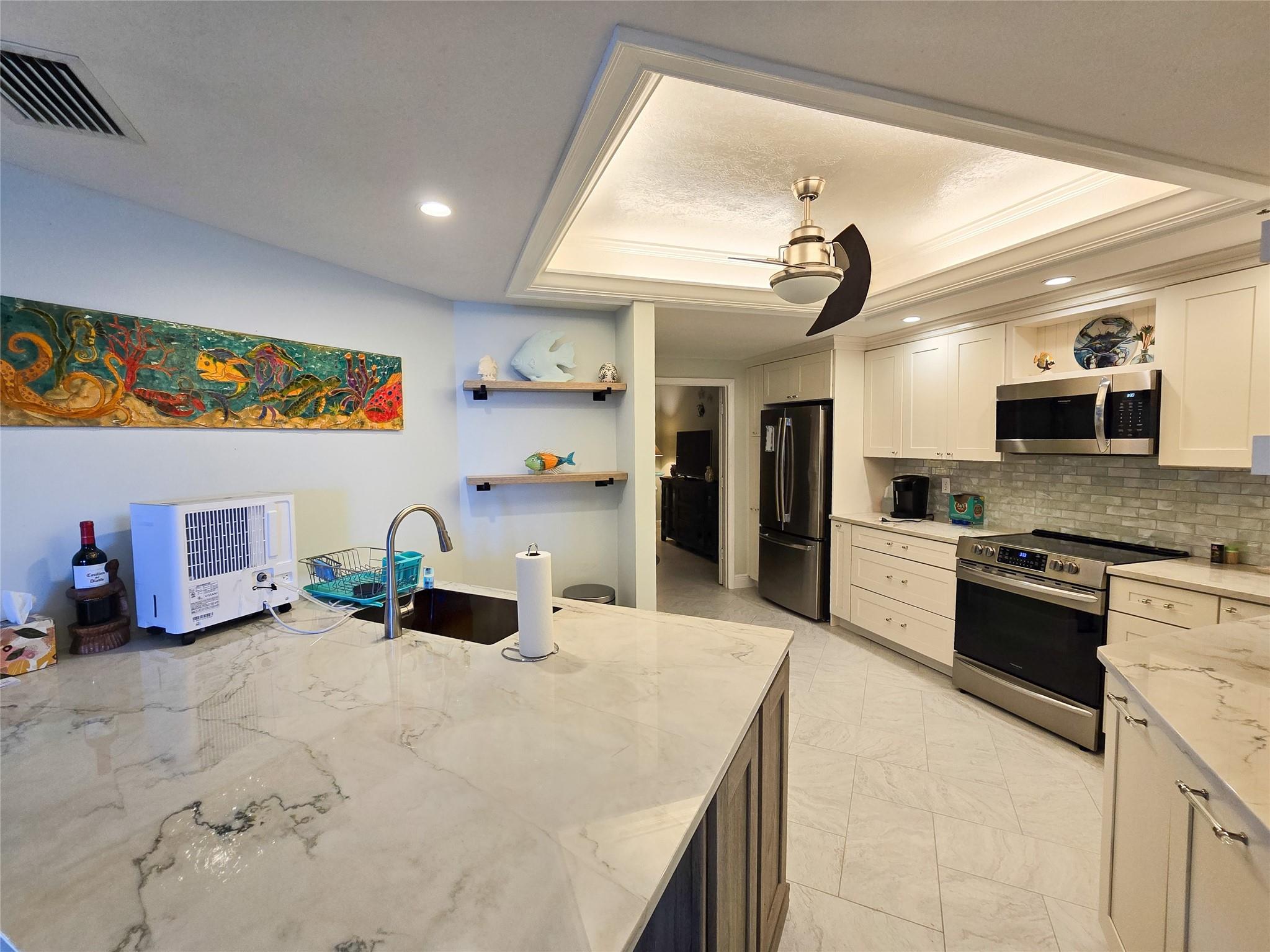 Tiara Towers Condo - Residential Lease