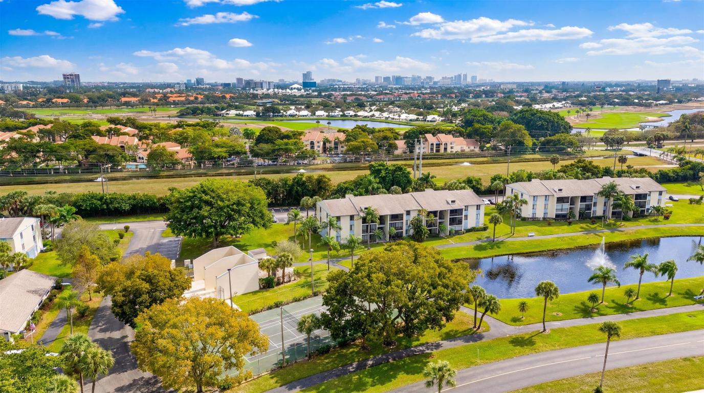 PALM CLUB VILLAGE II CONDO - Residential