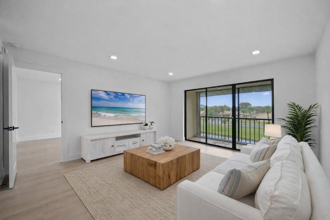 PALM CLUB VILLAGE II CONDO - Residential