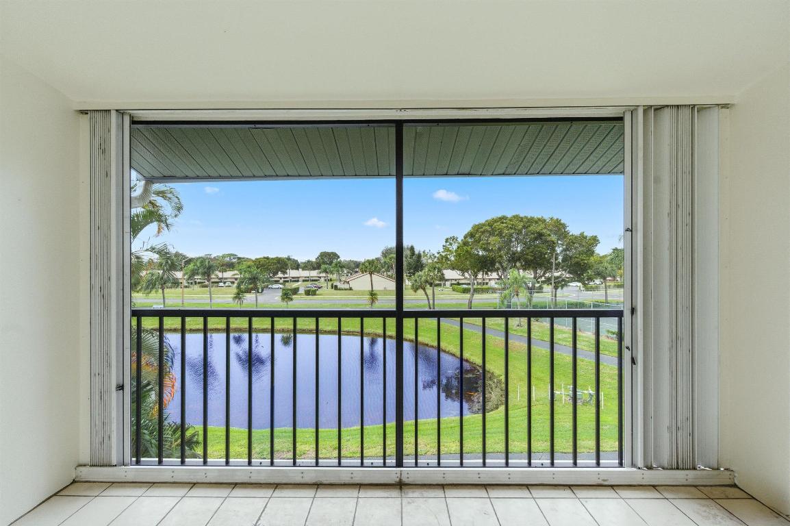 PALM CLUB VILLAGE II CONDO - Residential