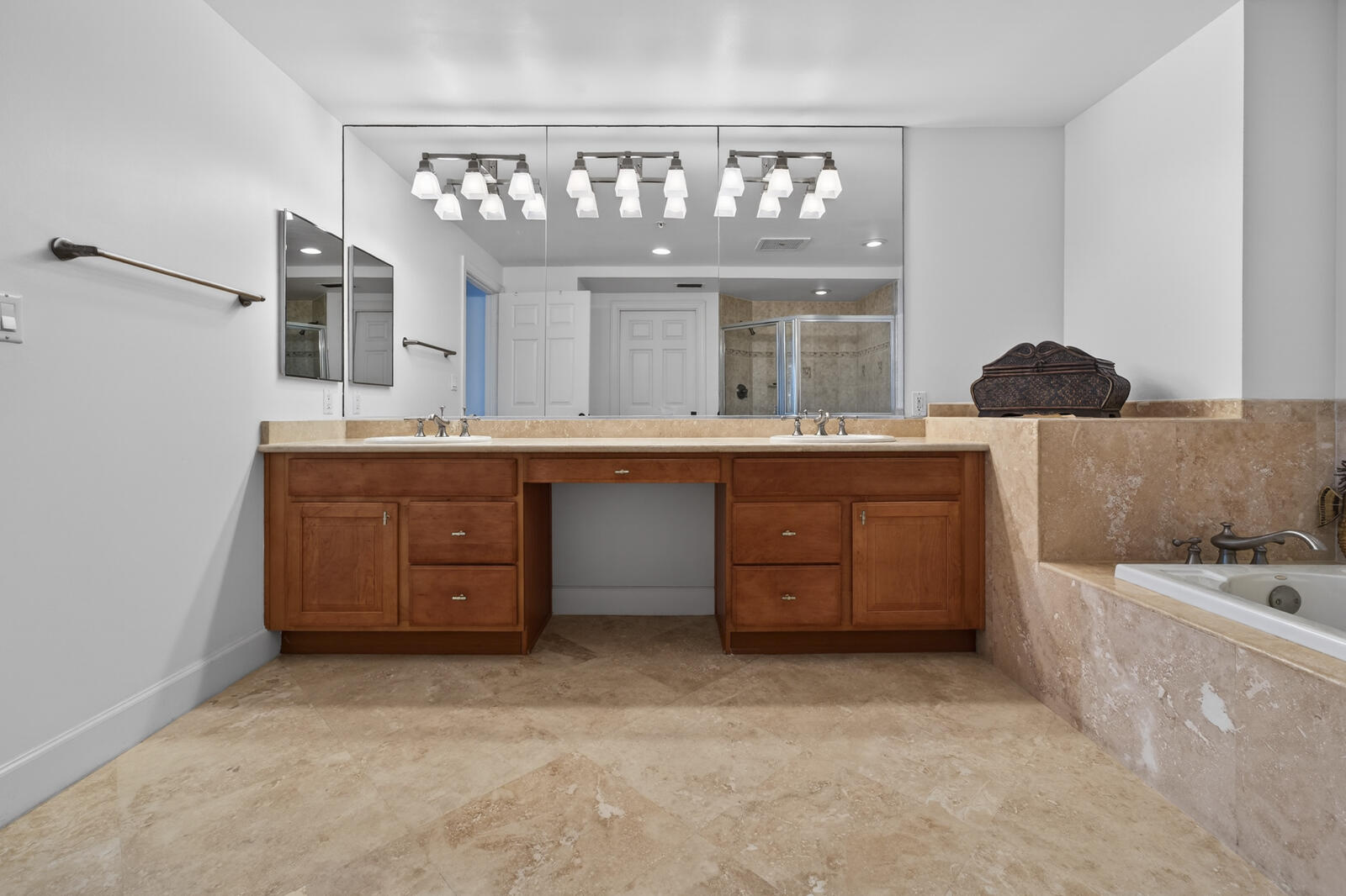 Grand Iles of North Hutchinson Island - Residential