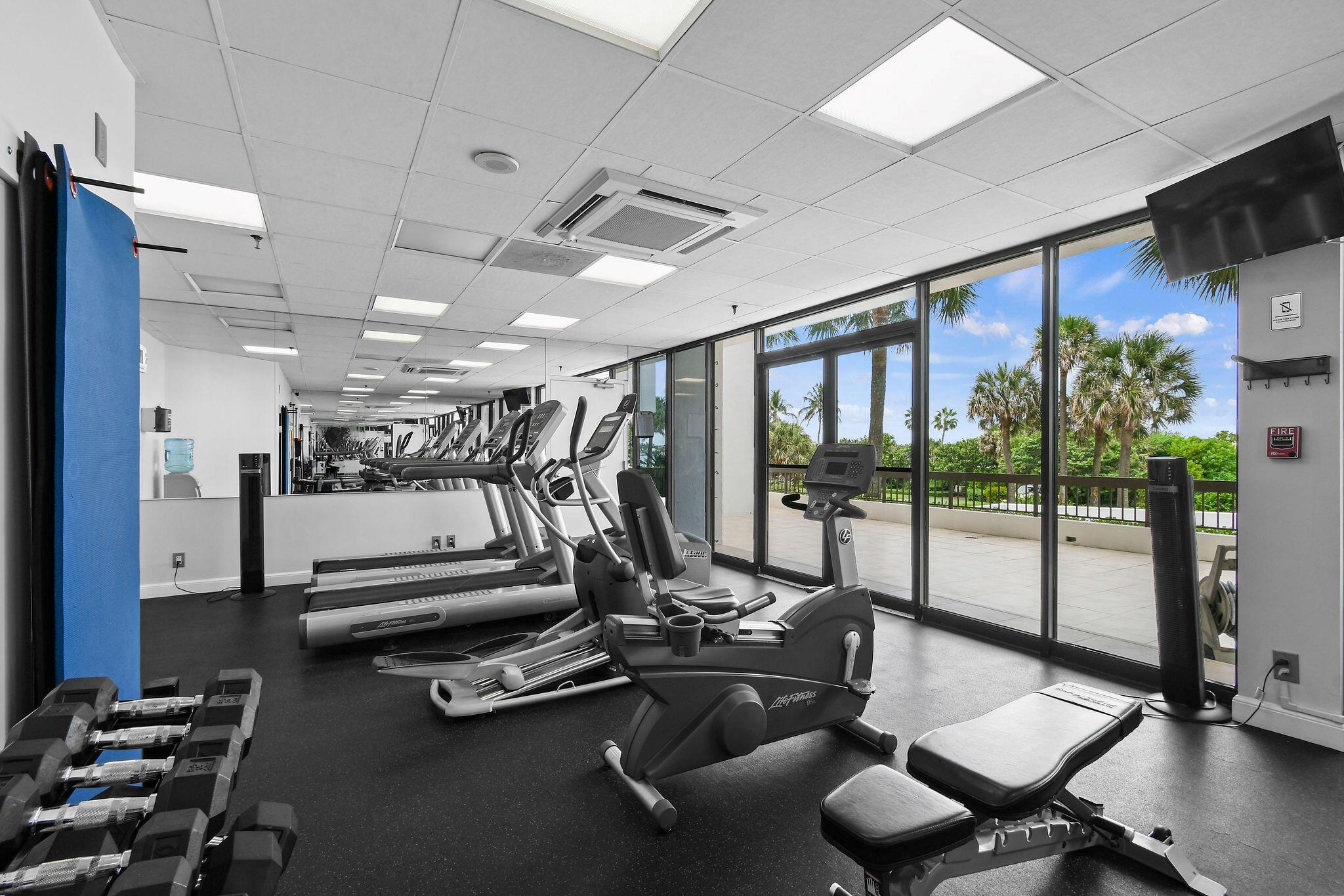 PASSAGES OF JUPITER ISLAN - Residential