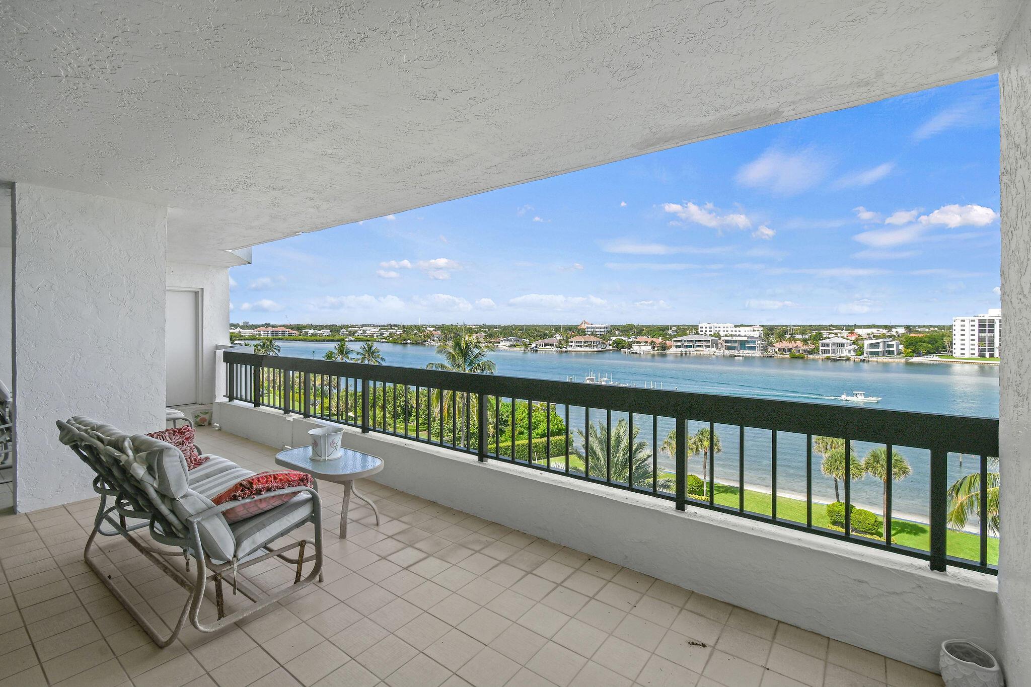 PASSAGES OF JUPITER ISLAN - Residential