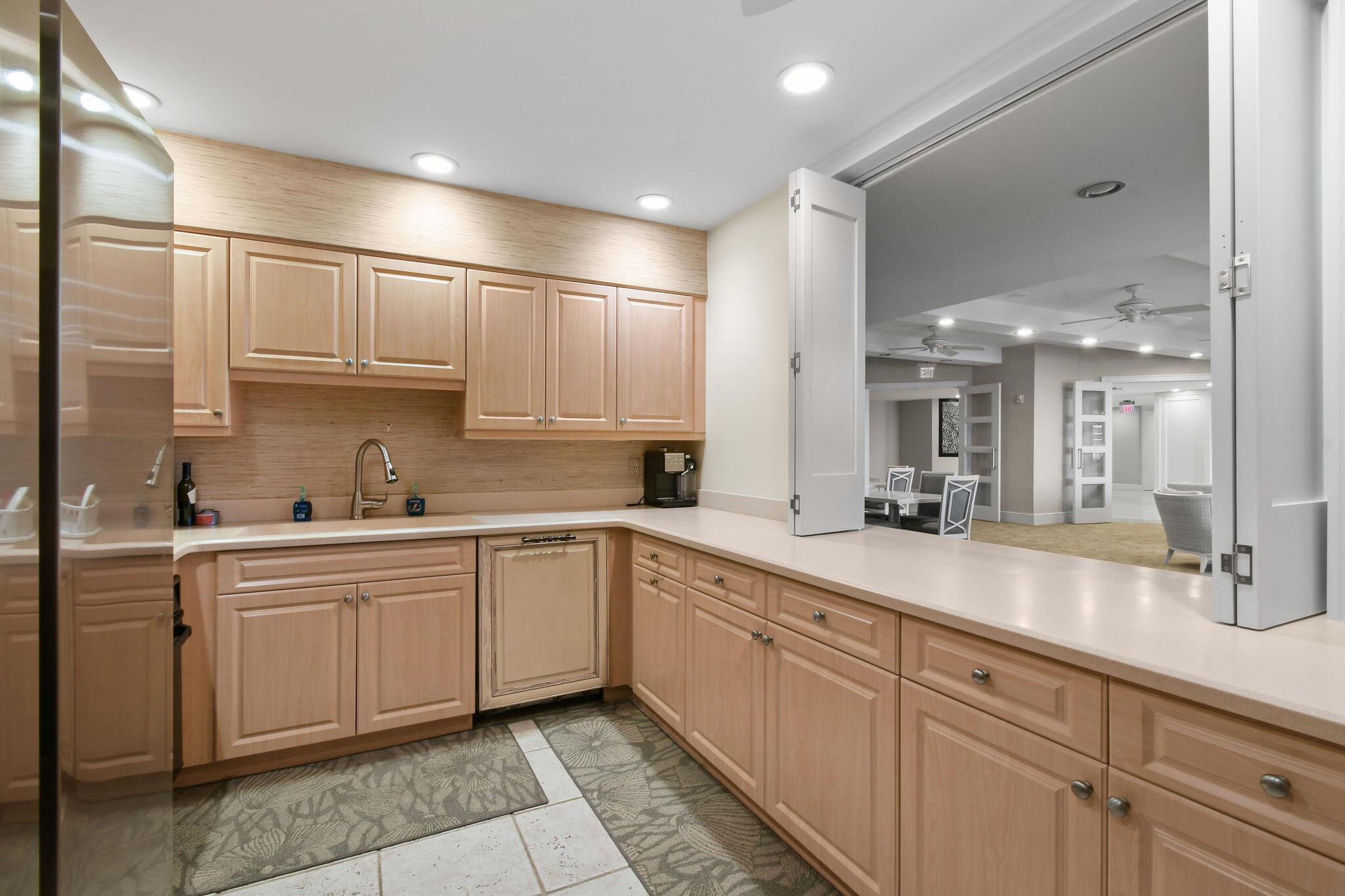 PASSAGES OF JUPITER ISLAN - Residential