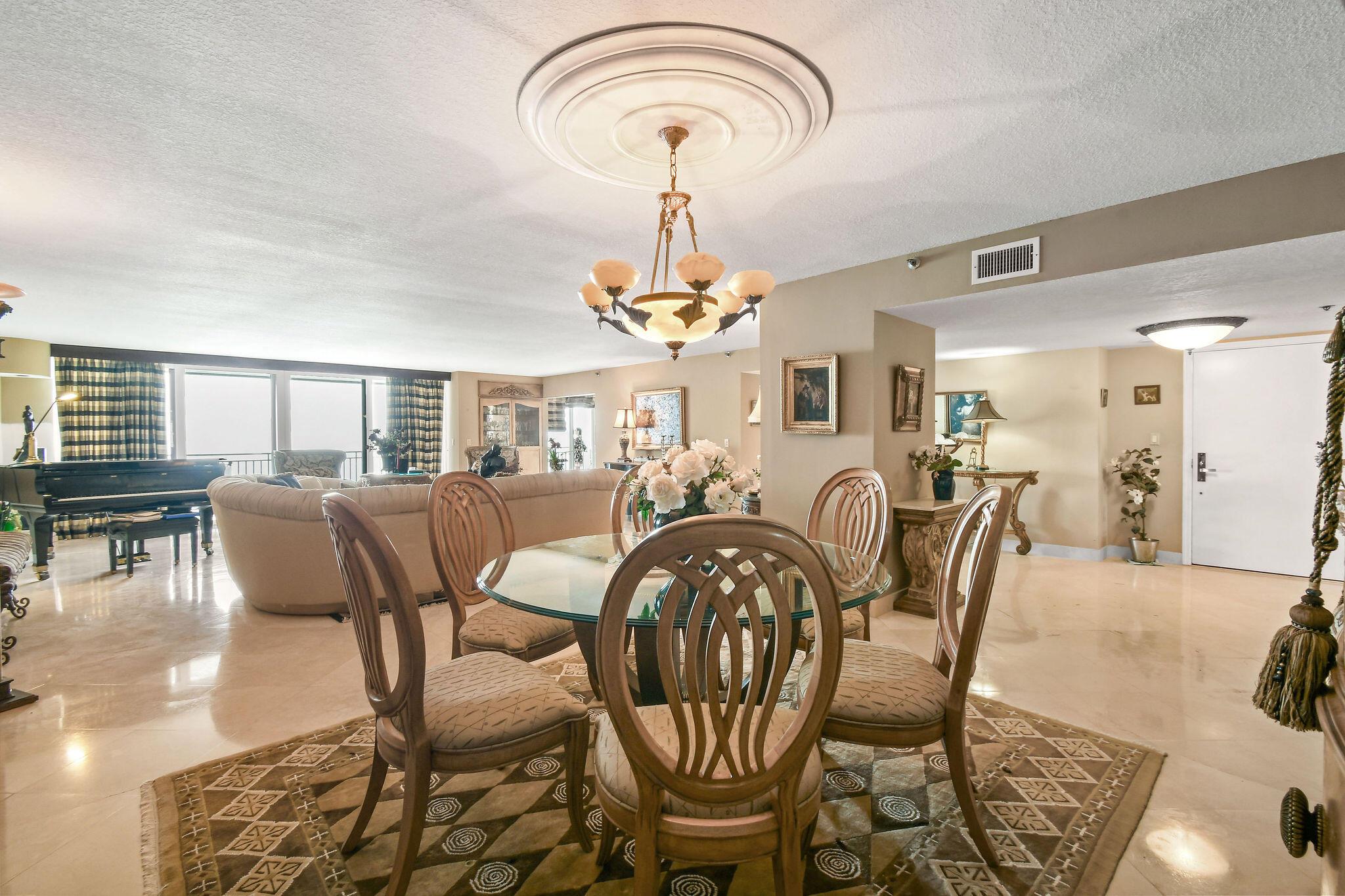 PASSAGES OF JUPITER ISLAN - Residential