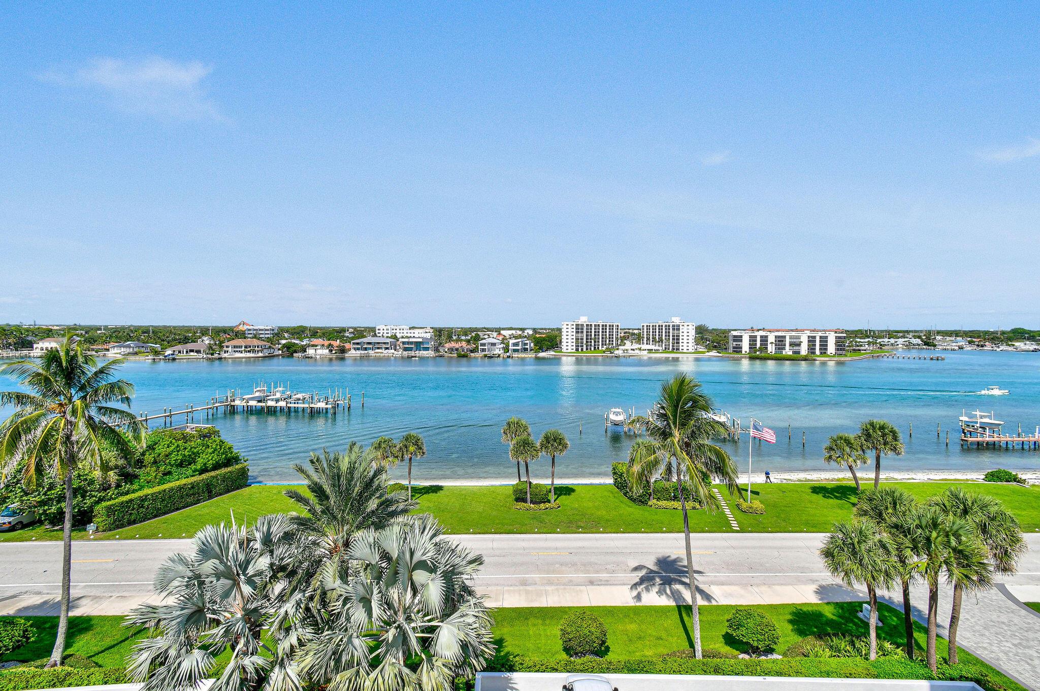 PASSAGES OF JUPITER ISLAN - Residential