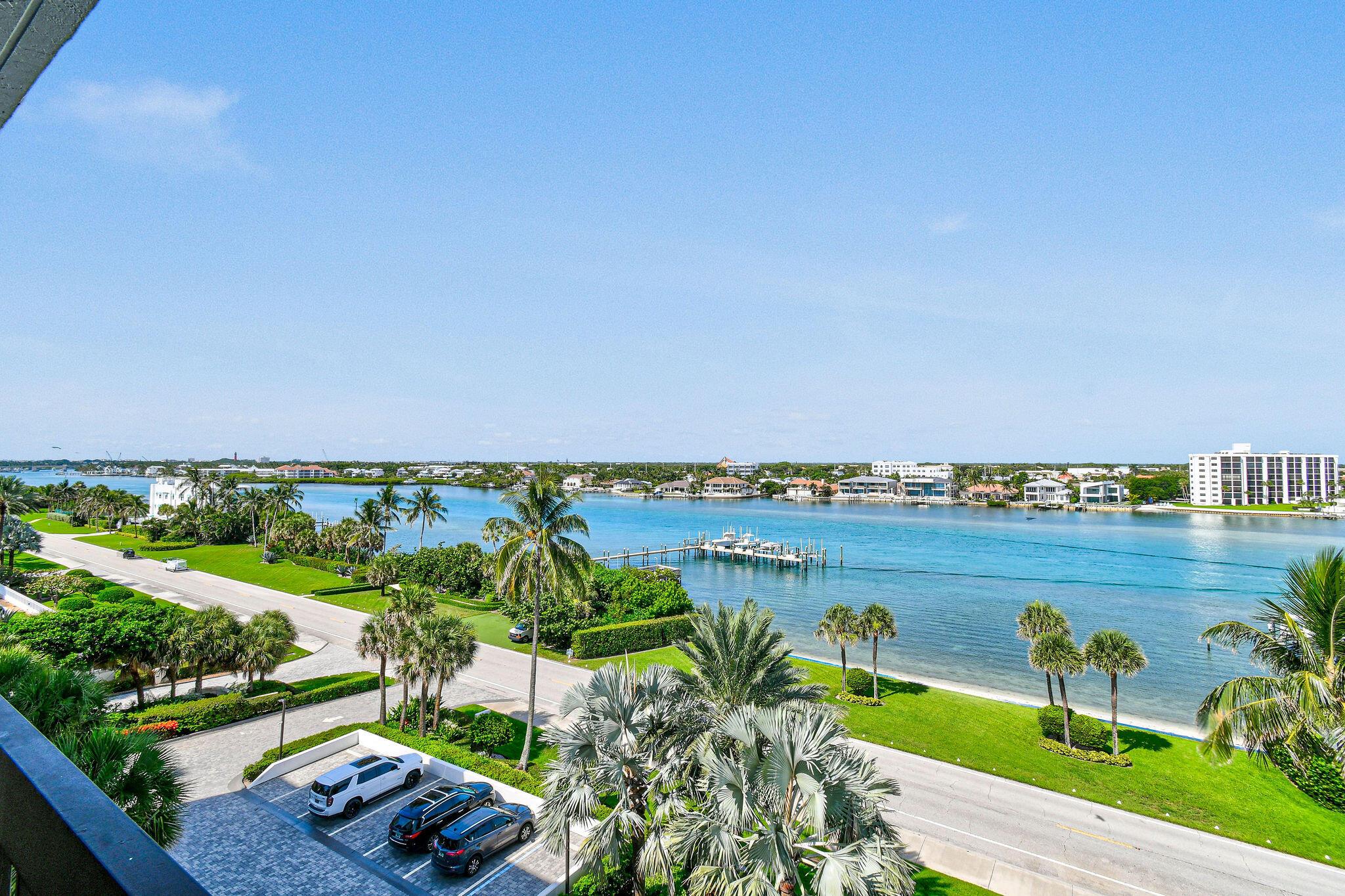 PASSAGES OF JUPITER ISLAN - Residential