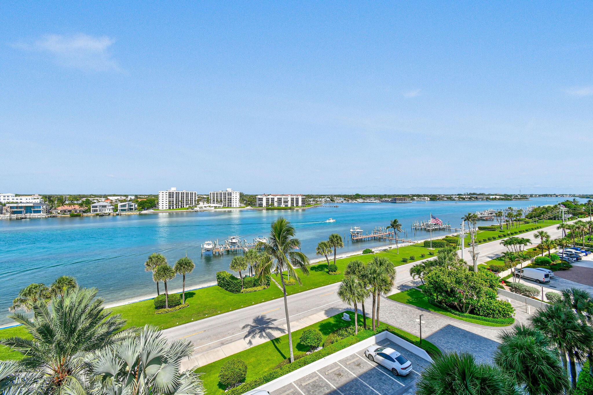 PASSAGES OF JUPITER ISLAN - Residential