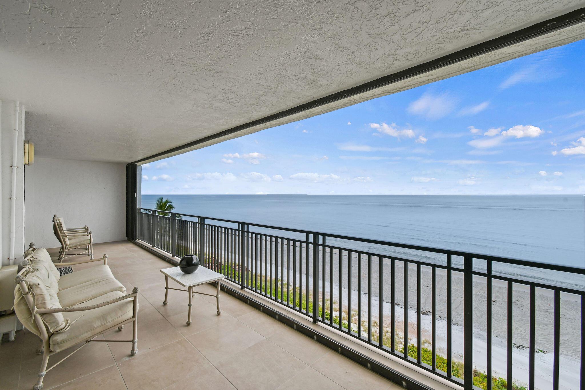 PASSAGES OF JUPITER ISLAN - Residential