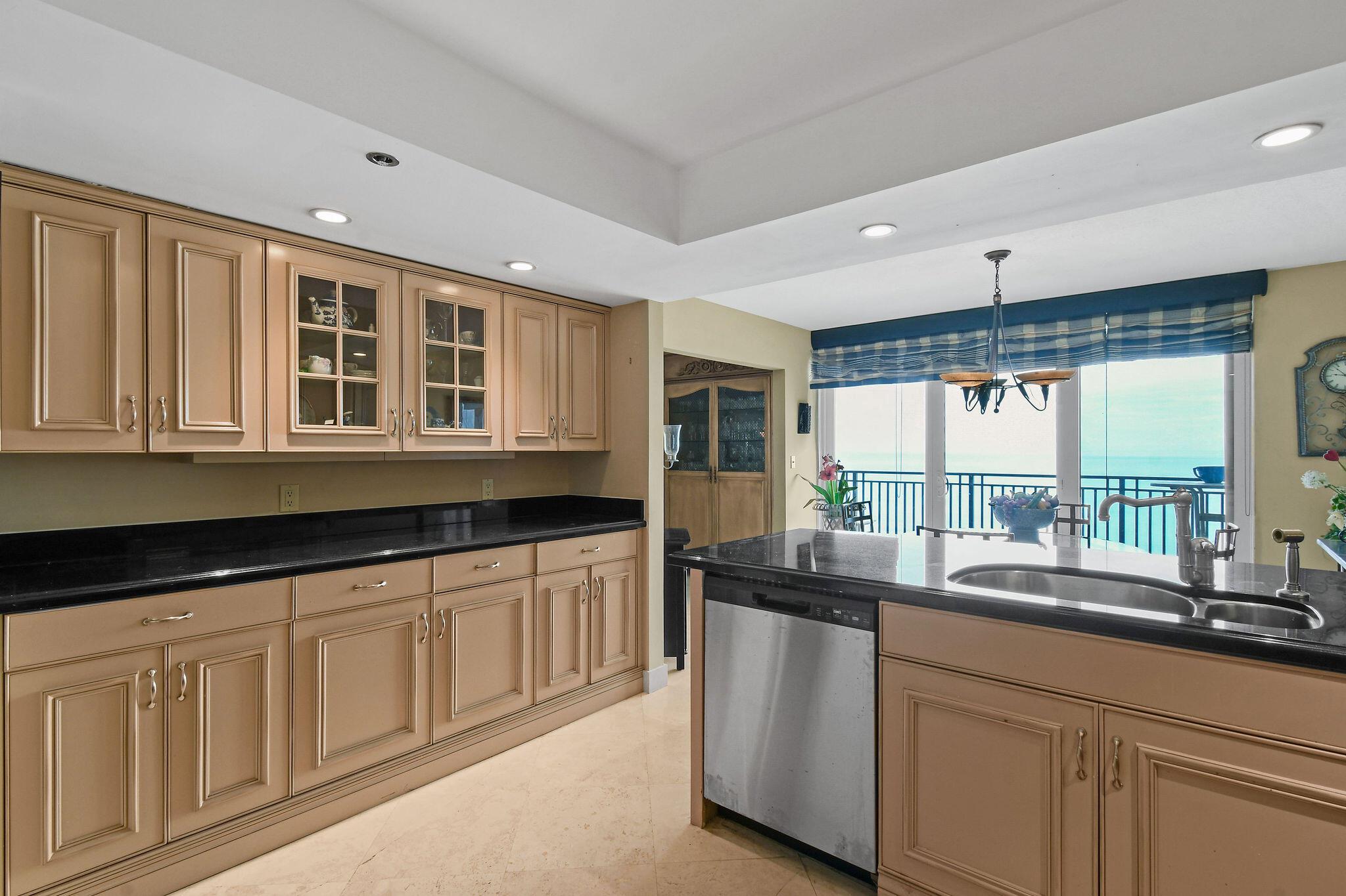 PASSAGES OF JUPITER ISLAN - Residential