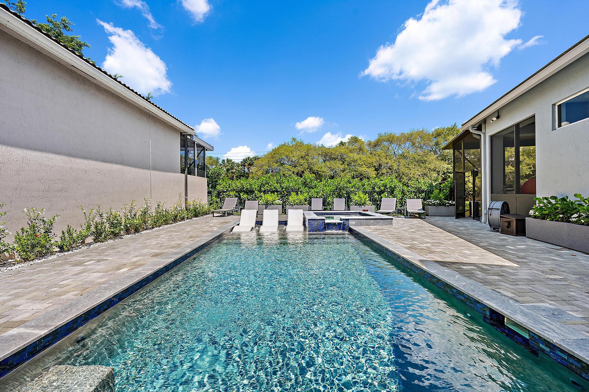 IBIS GOLF AND COUNTRY CLU - Residential