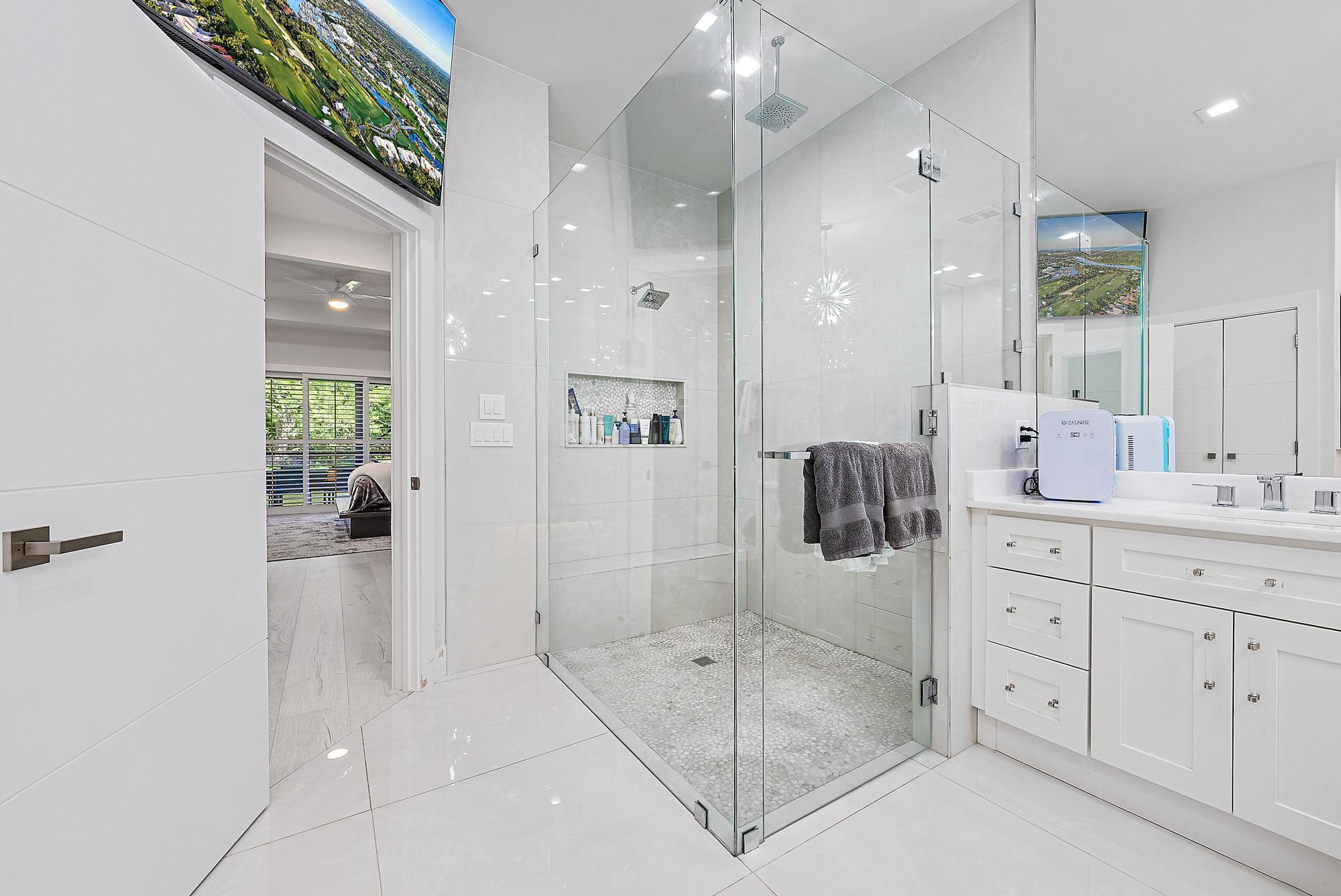 IBIS GOLF AND COUNTRY CLU - Residential