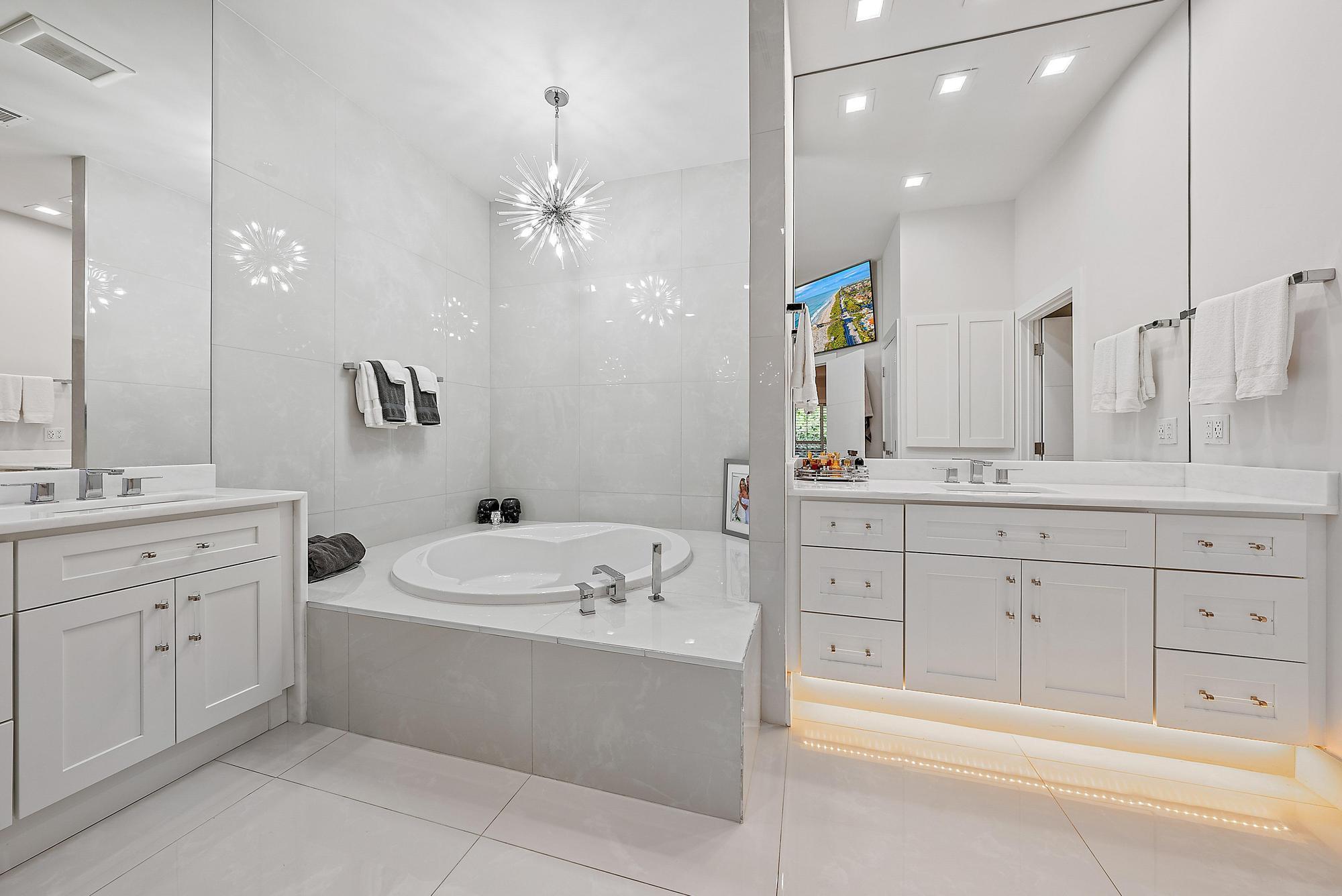 IBIS GOLF AND COUNTRY CLU - Residential