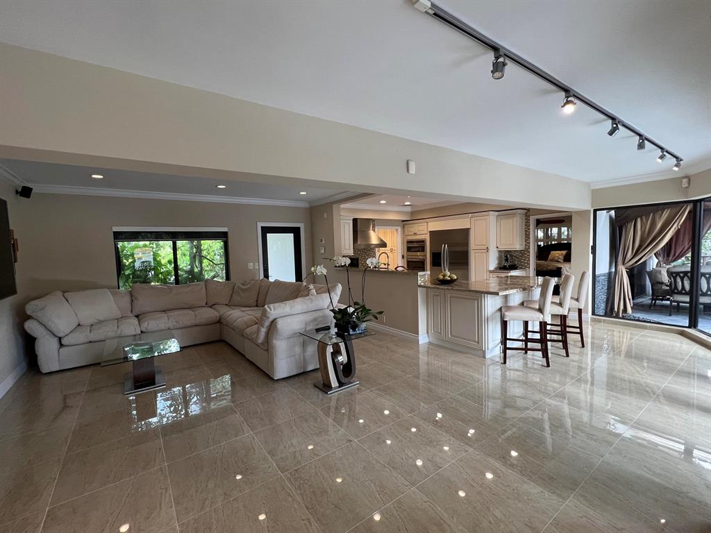 AMD PL BISCAYNE PINES - Residential