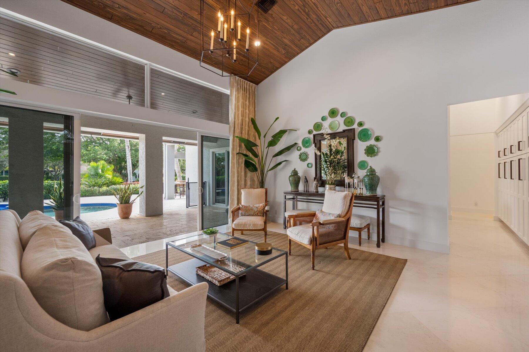 SADDLE TRAIL PARK OF WELL - Residential