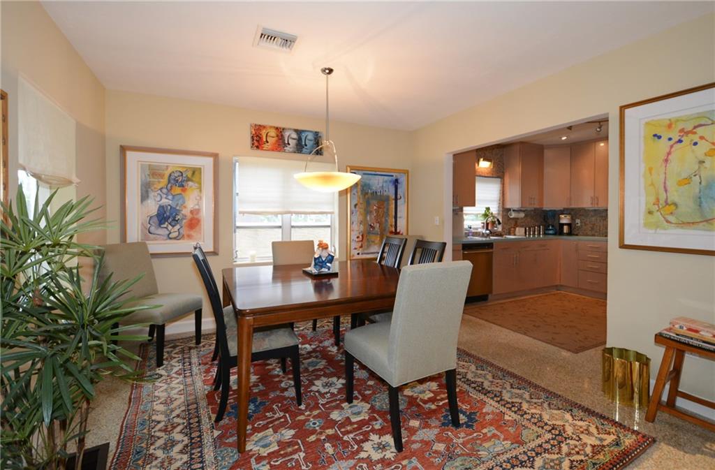 Hollywood 1-21 B - Residential