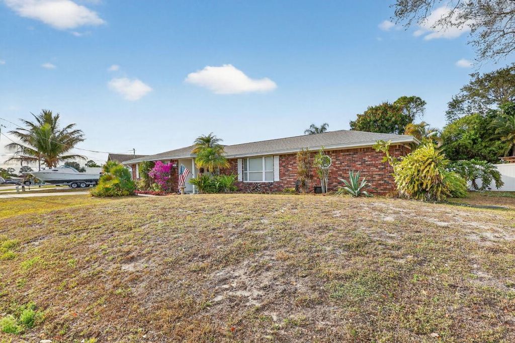 Photo of 1207 SE Palm Beach Road, Port Saint Lucie, FL 34952 (MLS # R11157302)